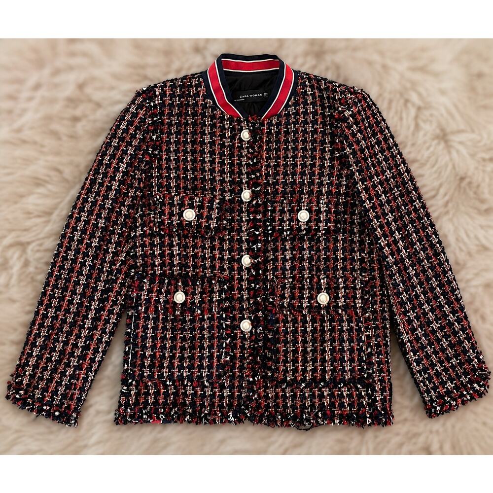 Zara Woman Tweed Jacket Size S Paris Fashion Week Pearl Button Bouclé Blazer